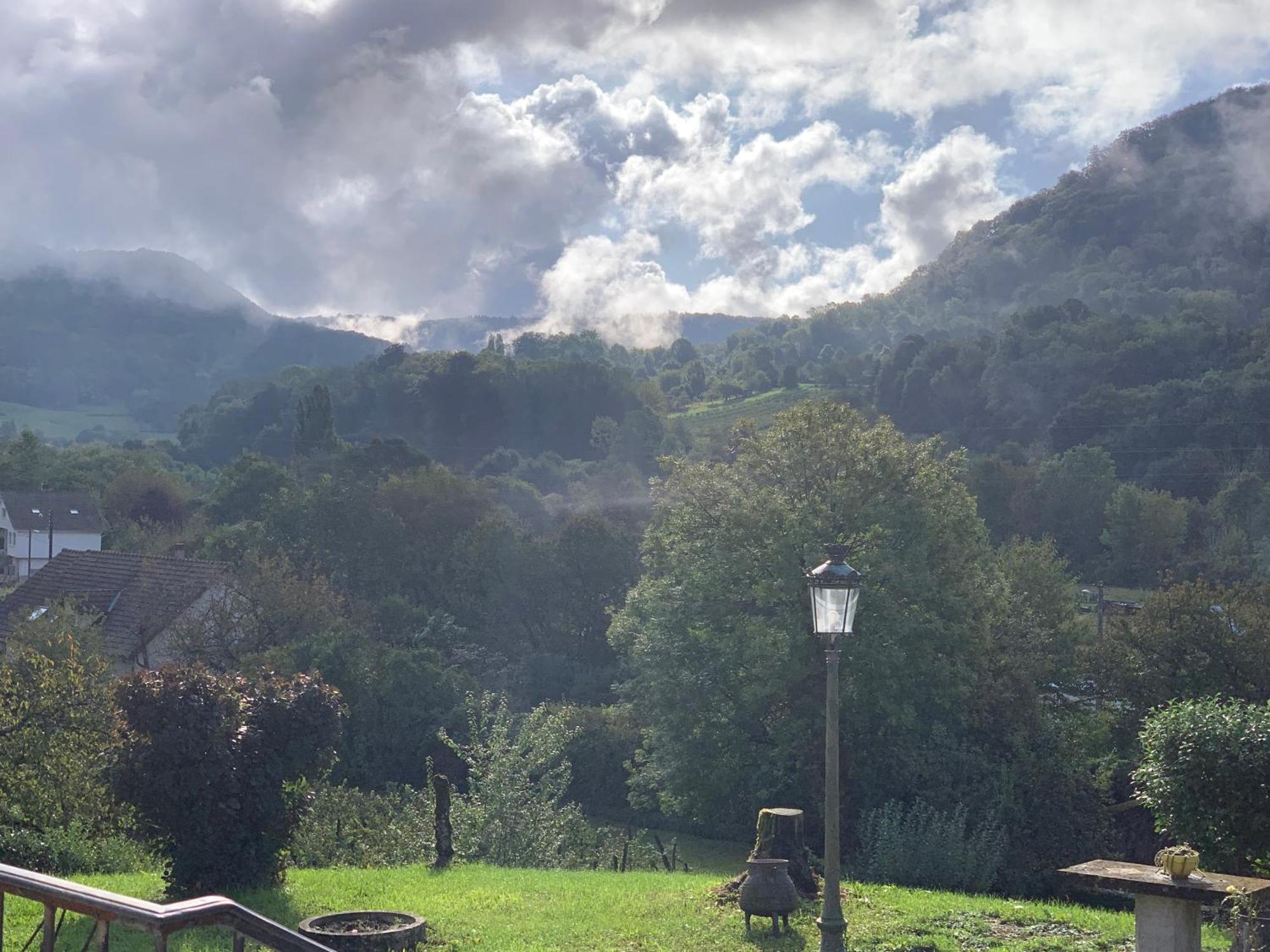 Longue Vue En Arbois Acomodação com café da manhã Exterior foto