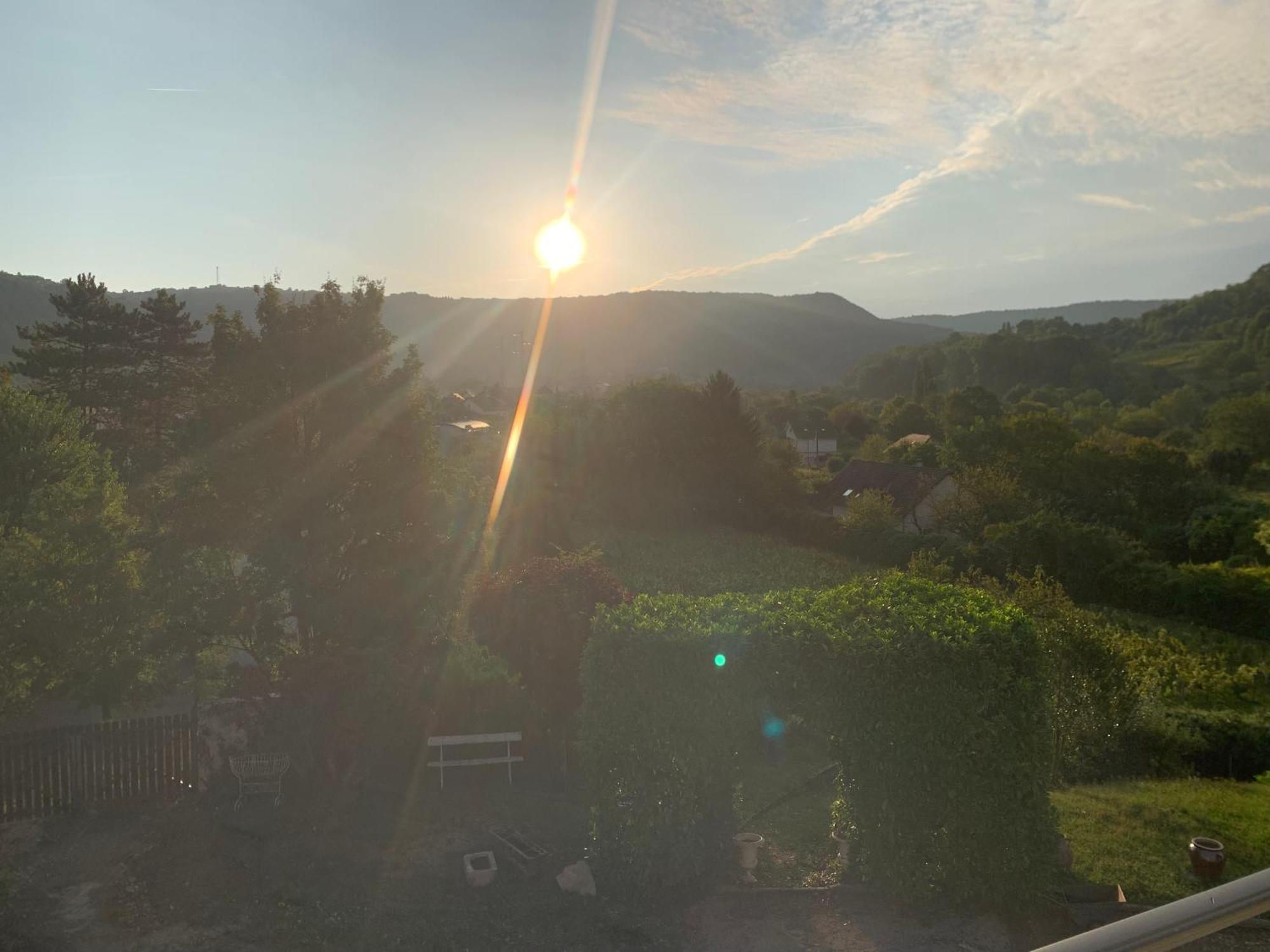 Longue Vue En Arbois Acomodação com café da manhã Exterior foto